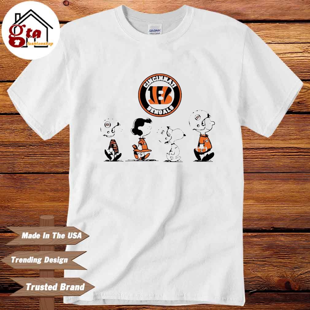 The Peanuts Characters Snoopy And Friends Cincinnati Bengals