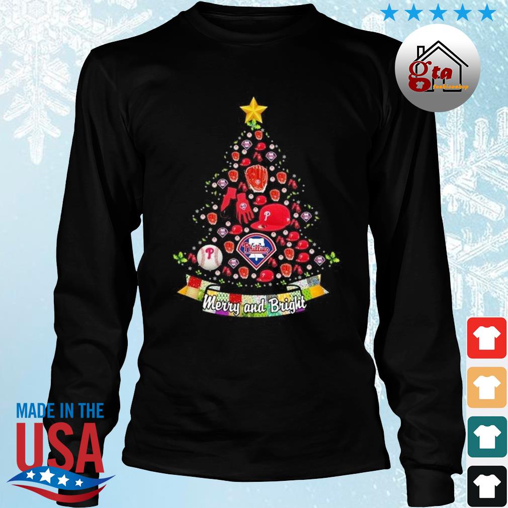 Merry And Bright Philadelphia Phillies MLB Christmas Tree 2022 Shirt Longsleeve den