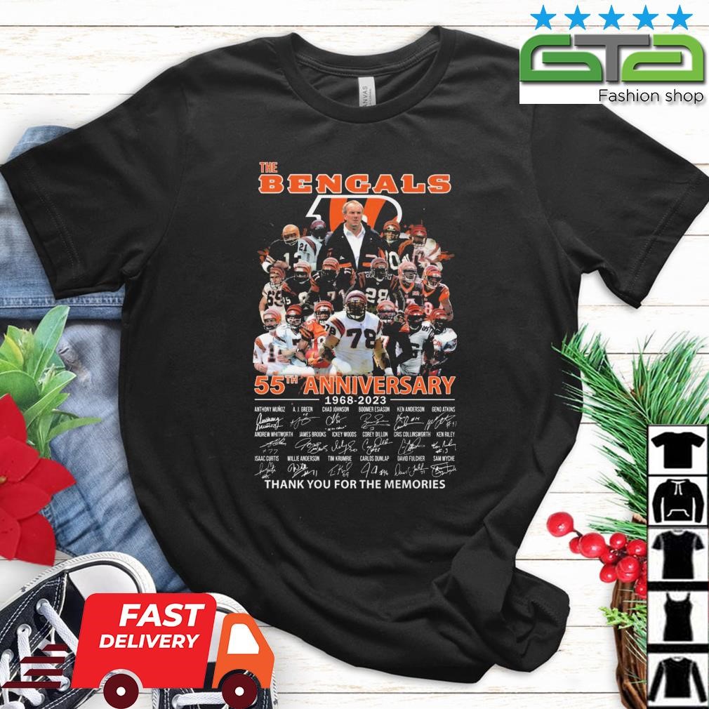 The Cleveland Browns 77th anniversary 1946 2023 thank you for the memories  signatures T-Shirt, hoodie, sweater, long sleeve and tank top