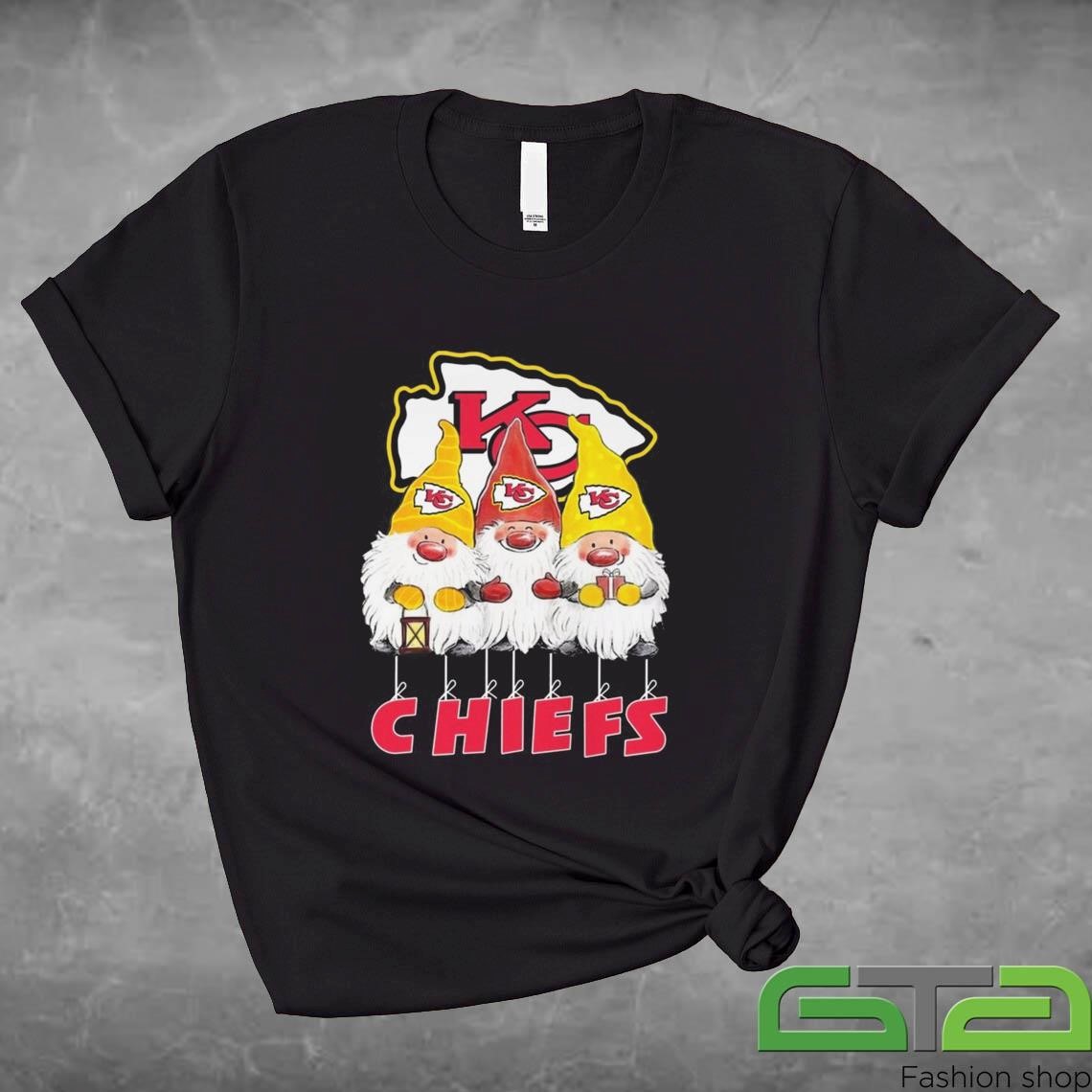 Official Kansas City Chiefs Gnomes Merry Christmas T-shirt