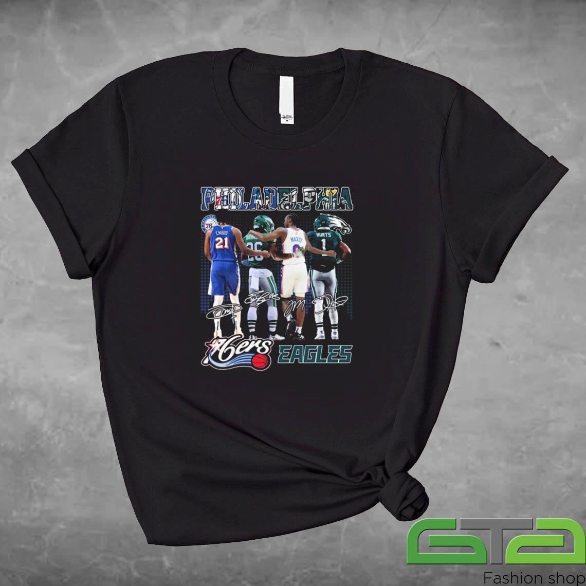 Official Philadelphia 76ers x Philadelphia Eagles Signature T-shirt