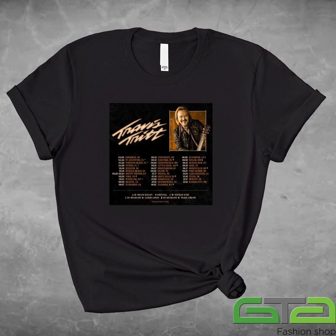 Travis Tritt Announces 2025 U.S. Tour Shirt